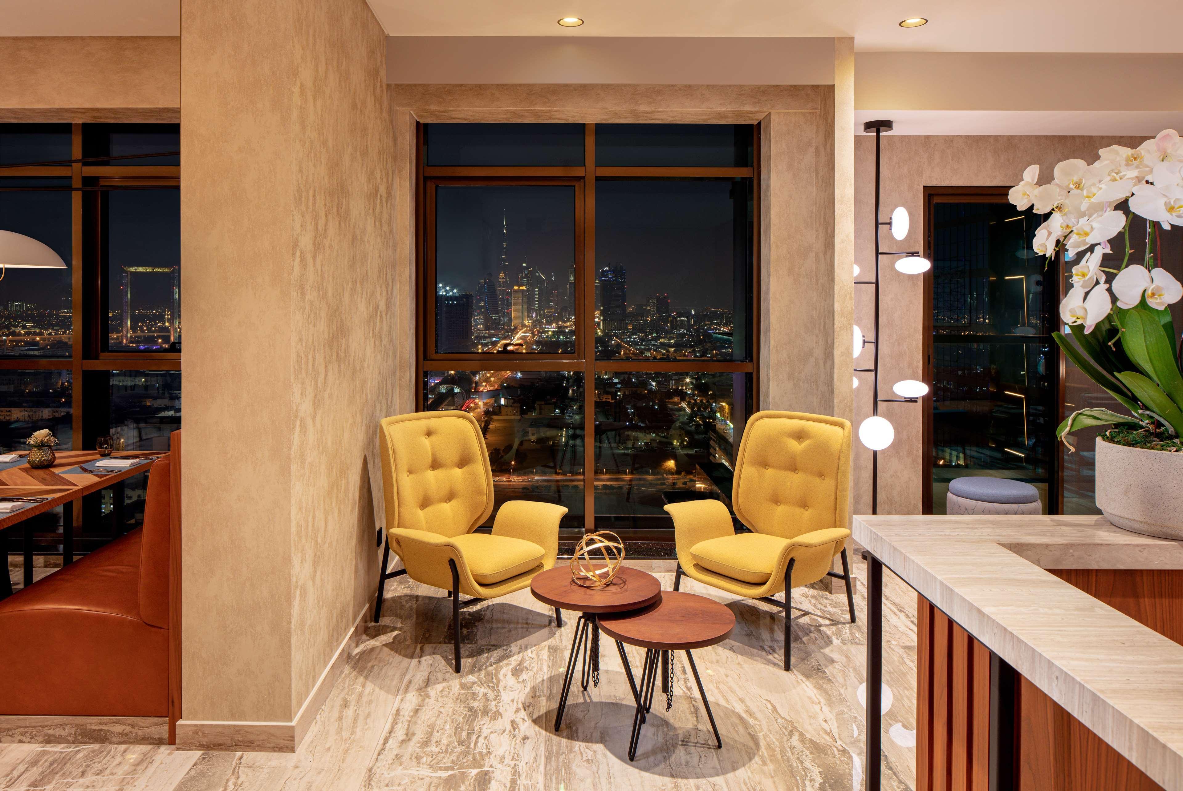 Doubletree By Hilton And Residences - Al Barsha 4*
