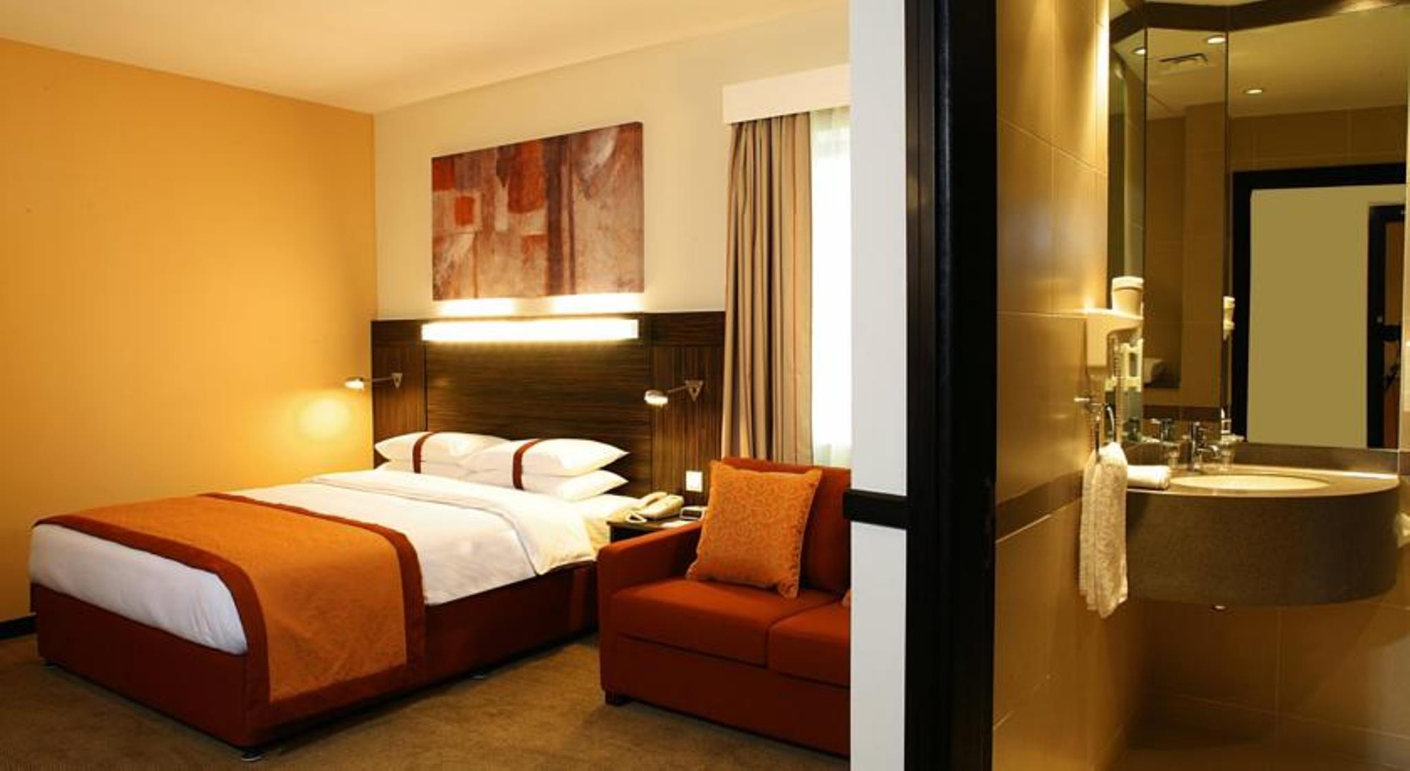 Hotel Express Safa Park By Ihg Dubaï
