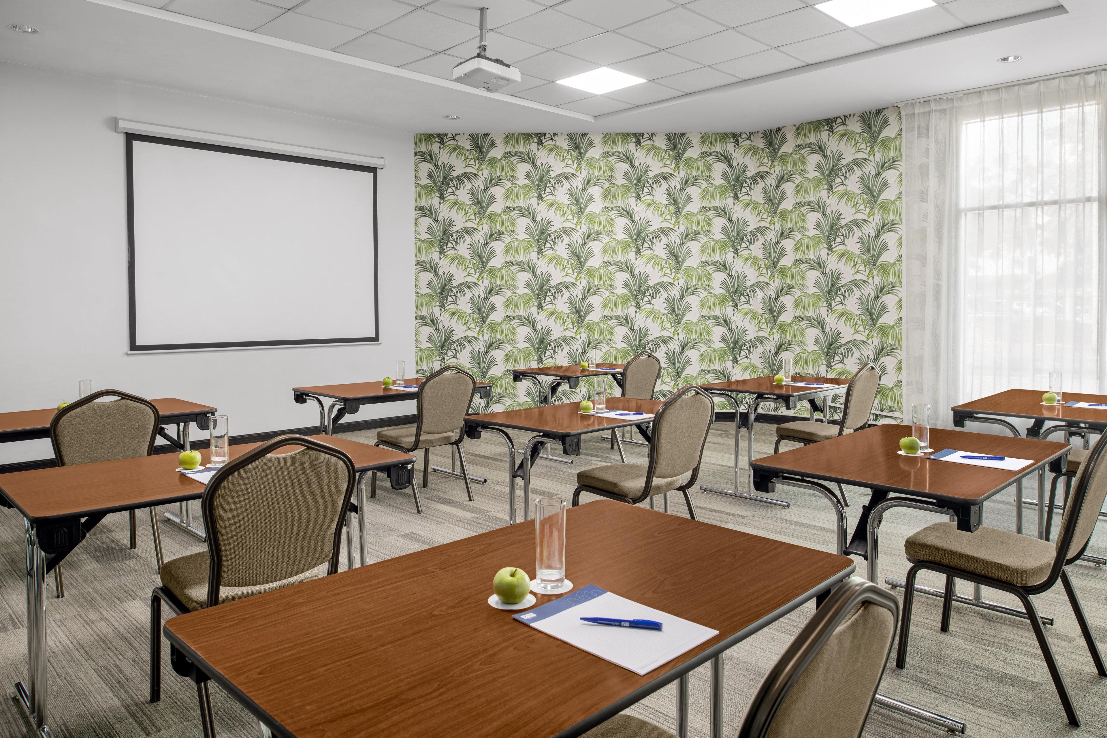 Hotel Express Safa Park By Ihg Dubaï