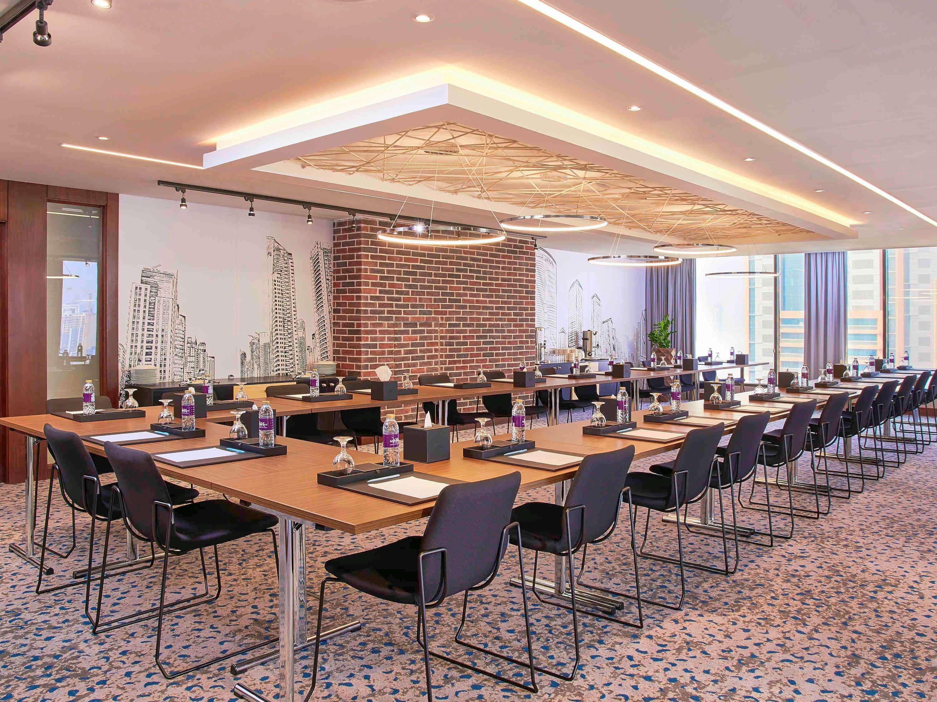 Mercure Barsha Heights 4* Dubái