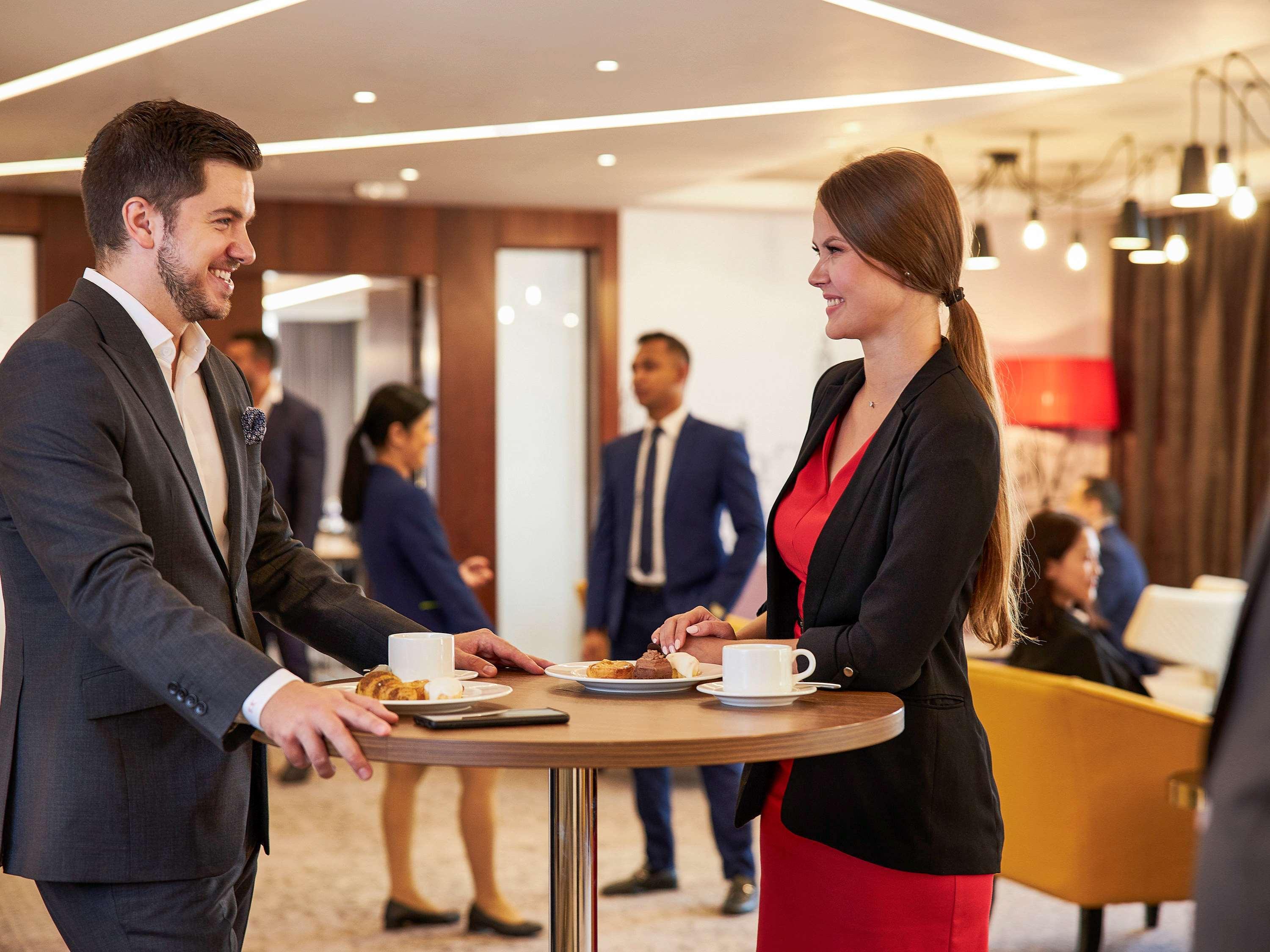 Mercure Barsha Heights 4* Dubái