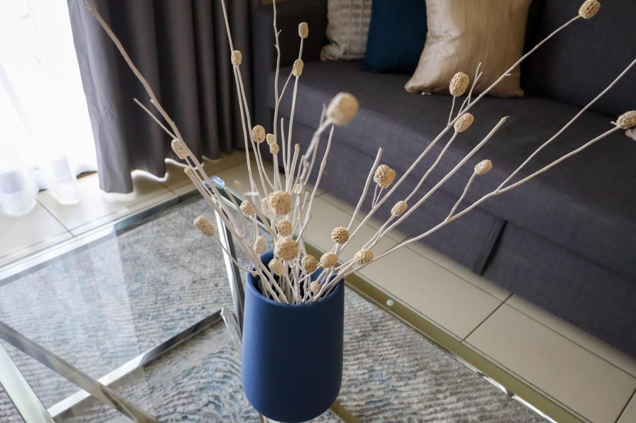 Appartement Higuests - Charming With Private Balcony Near Mall Dubai