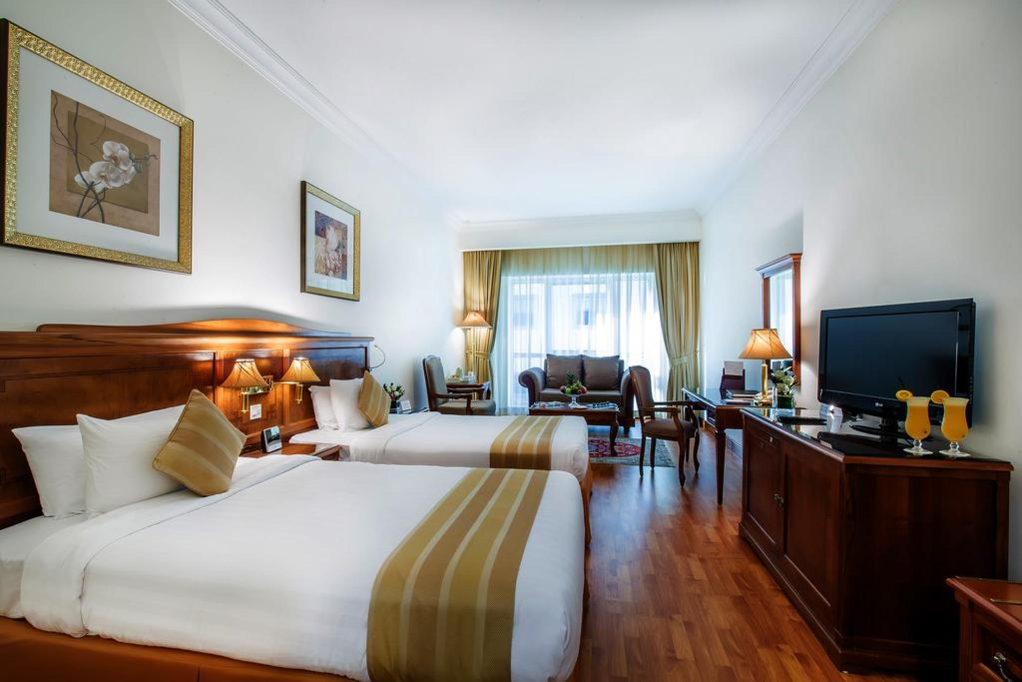 Grand Excelsior - Bur Hotell 4*