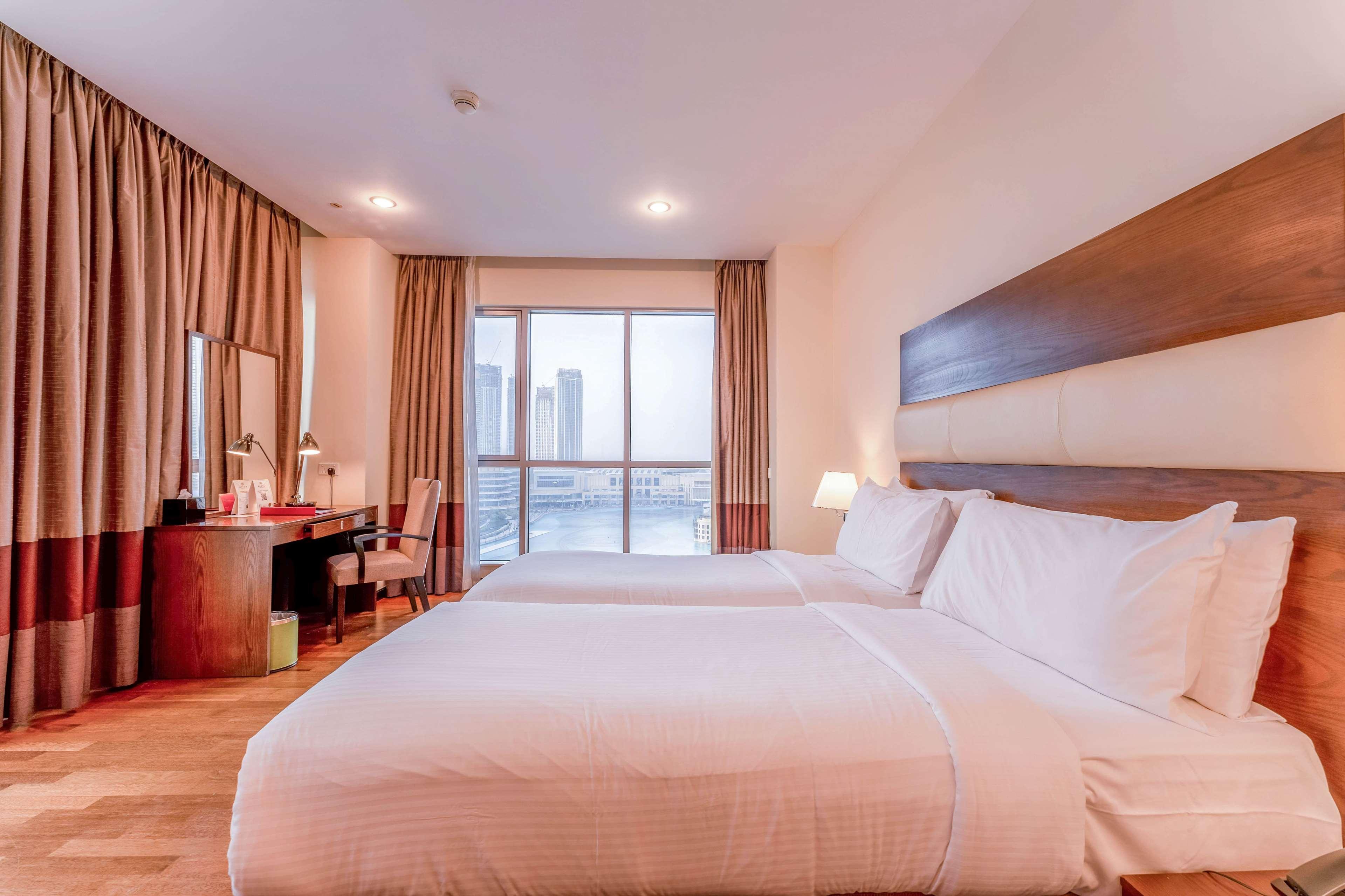 Apartahotel Ramada By Wyndham Downtown Dubái
