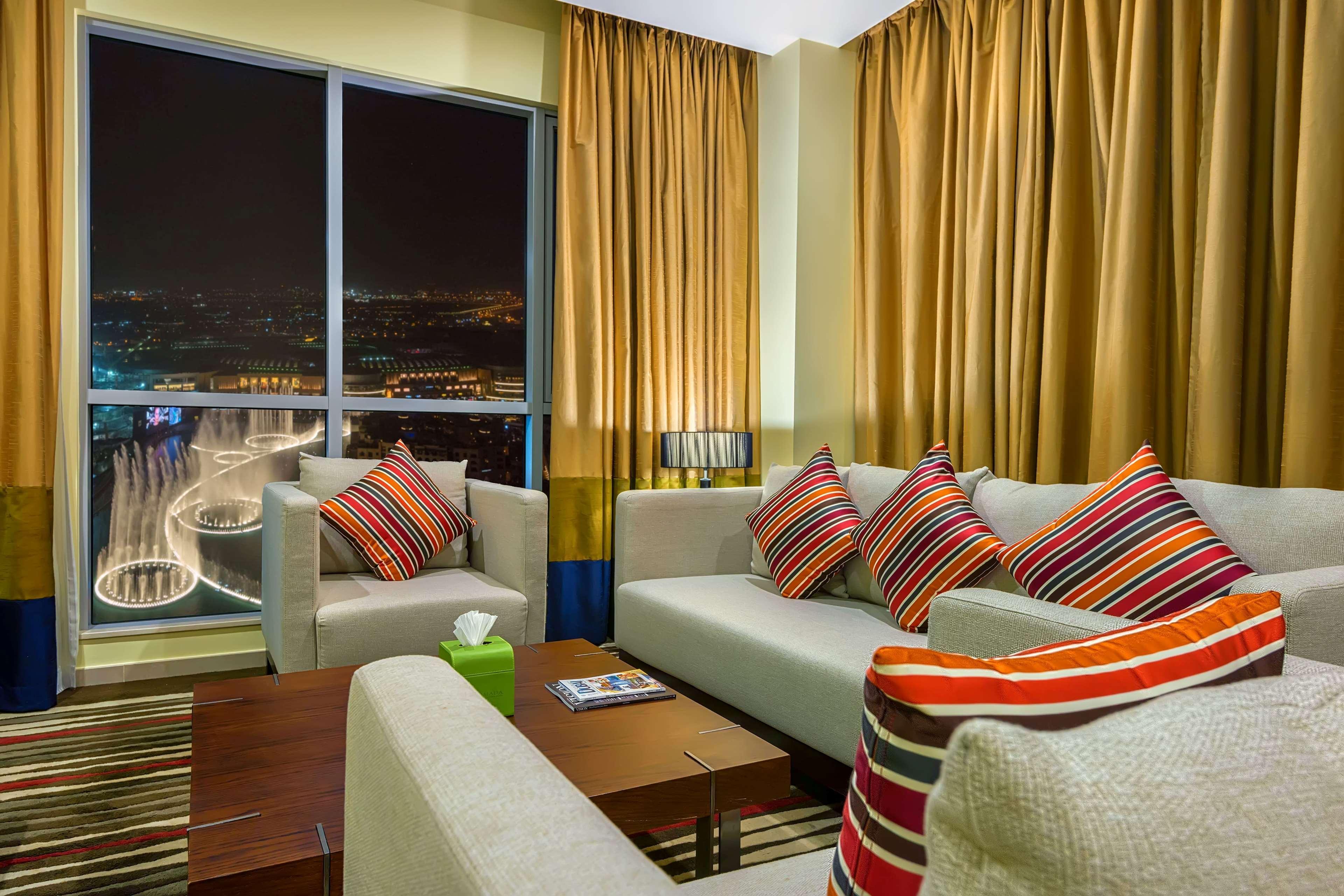 Apartahotel Ramada By Wyndham Downtown Dubái