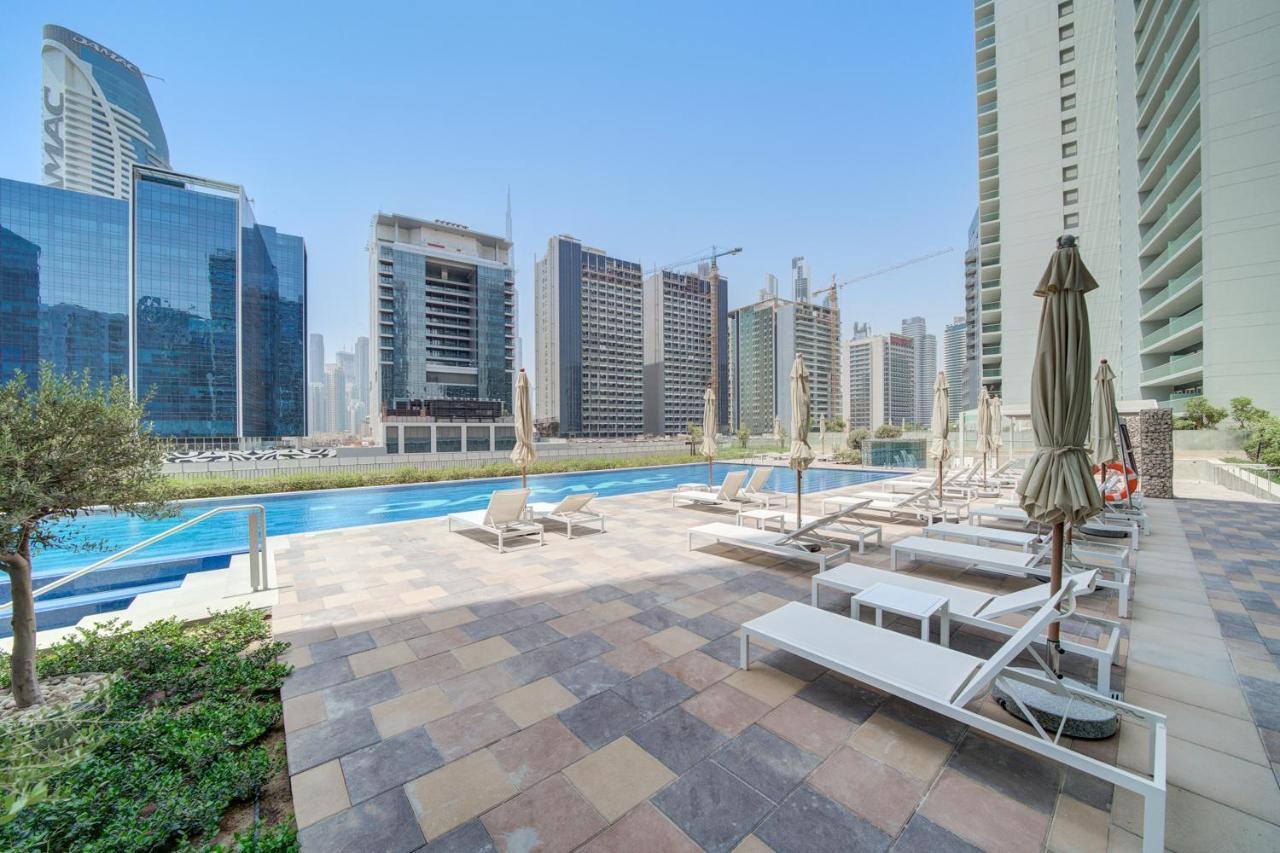Premium 2br W Canal View Near Downtown * Dubai