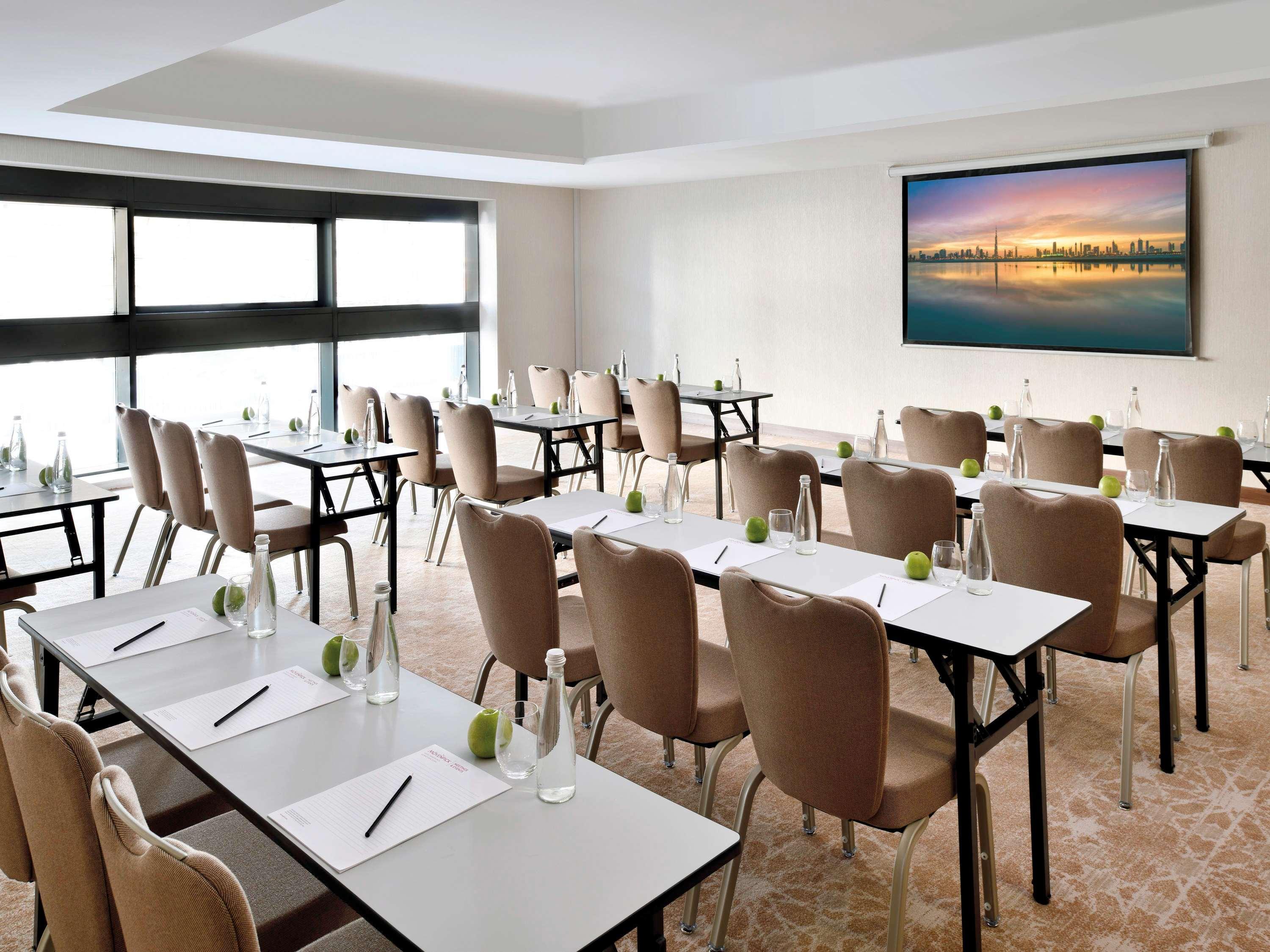 Moevenpick Downtown 5* Dubái