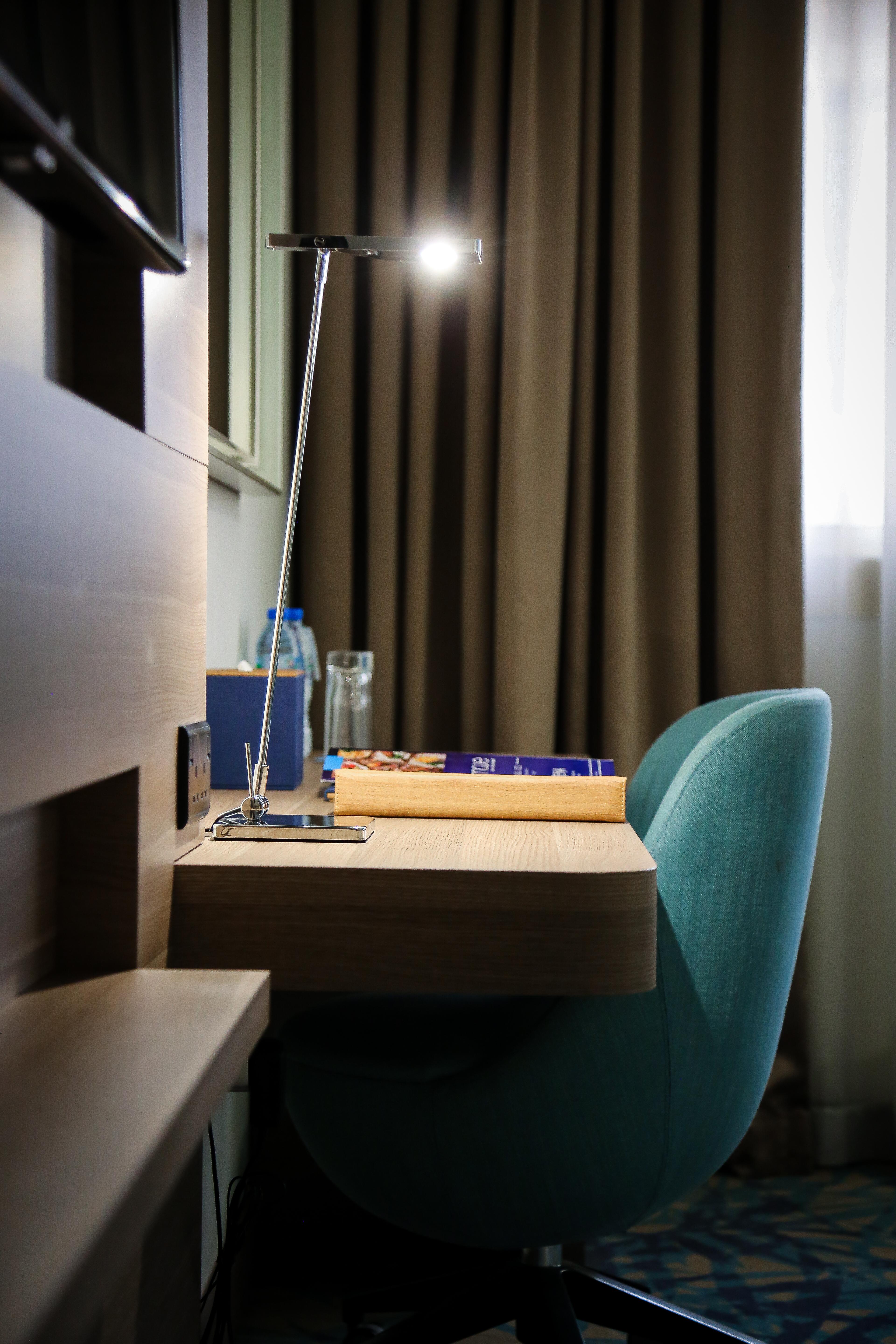 Hotel Mena Plaza Albarsha At The Mall