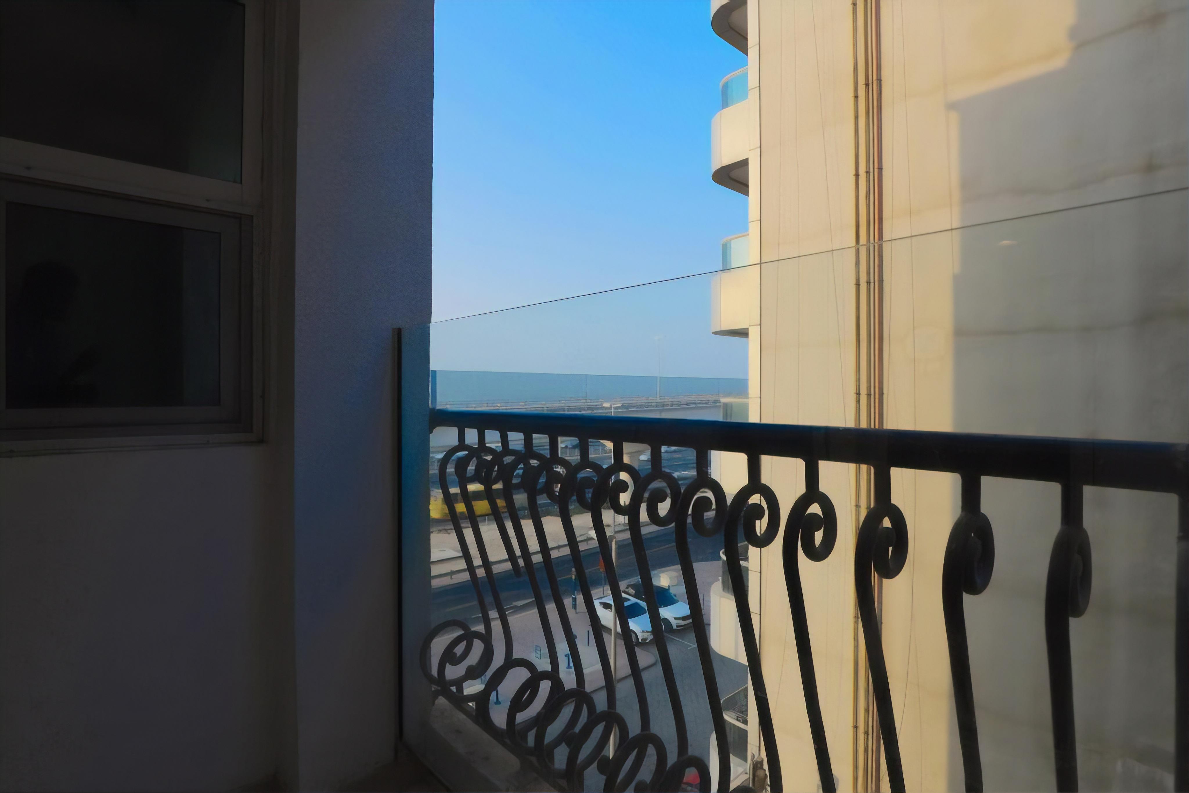 The View Al Barsha Apartamento *