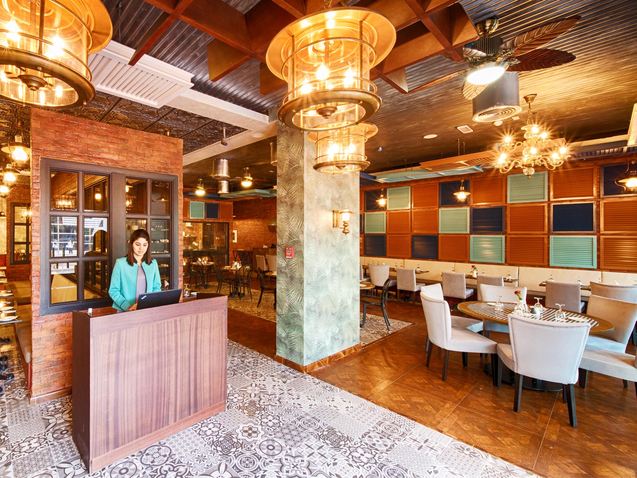 Rose Park - Al Barsha, Opposite Metro Station Hotel Dubai