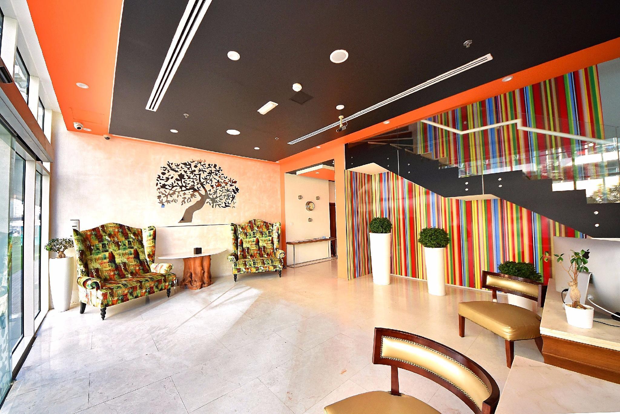 Jannah Place Marina Aparthotel 4*