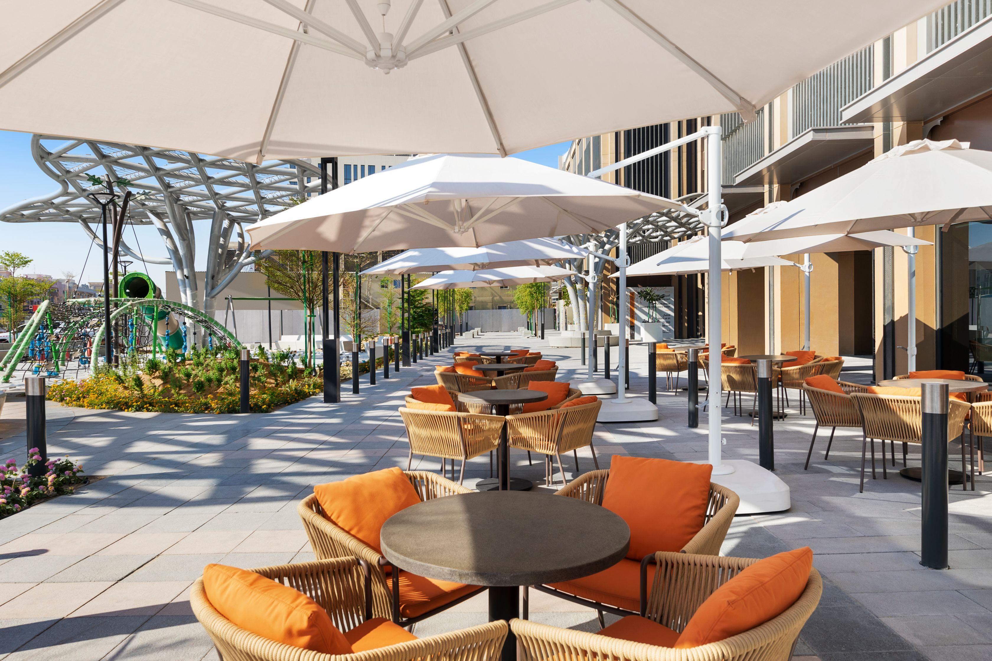 Adagio Deira Aparthotel 4*