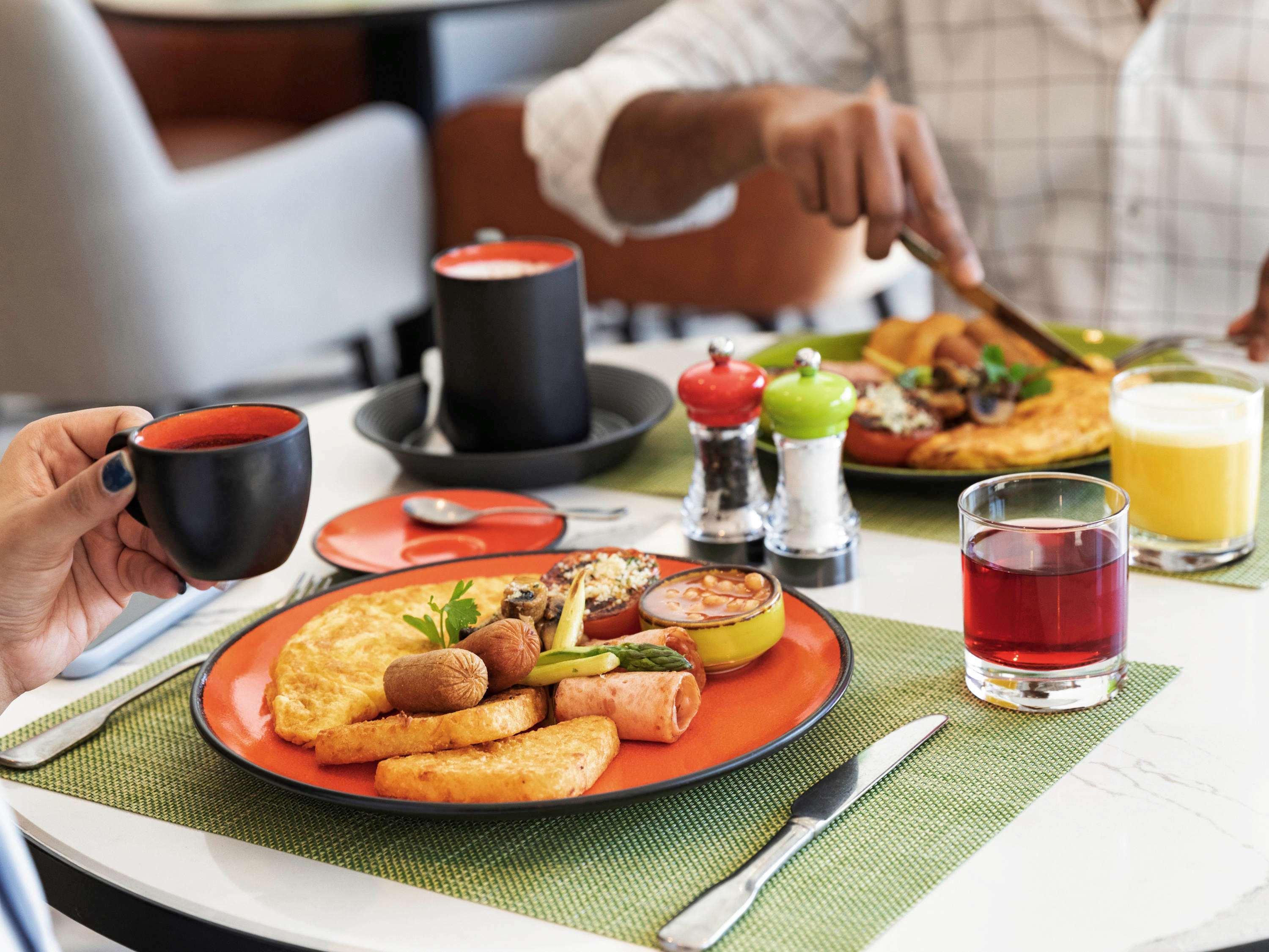 Apartahotel Adagio Deira Dubái