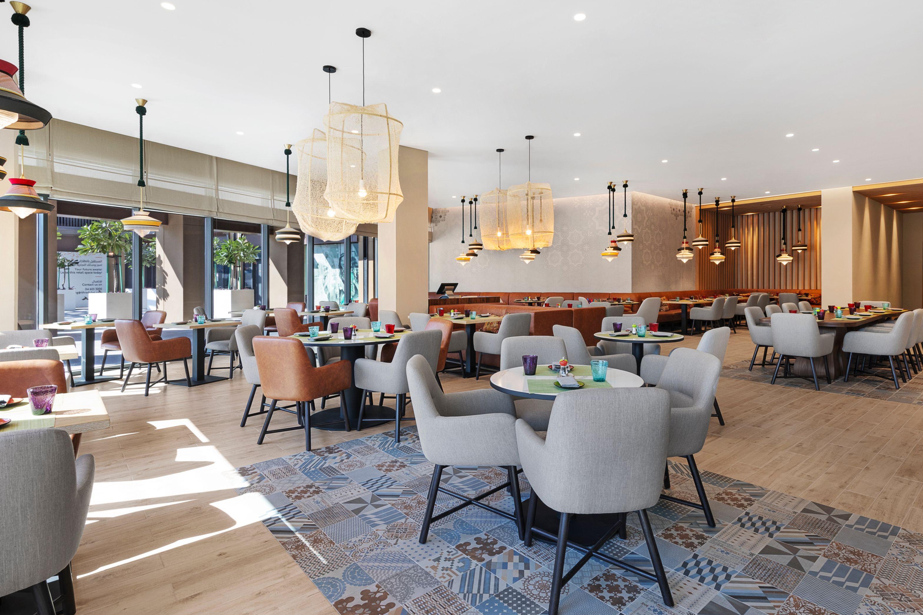 Adagio Deira 4*