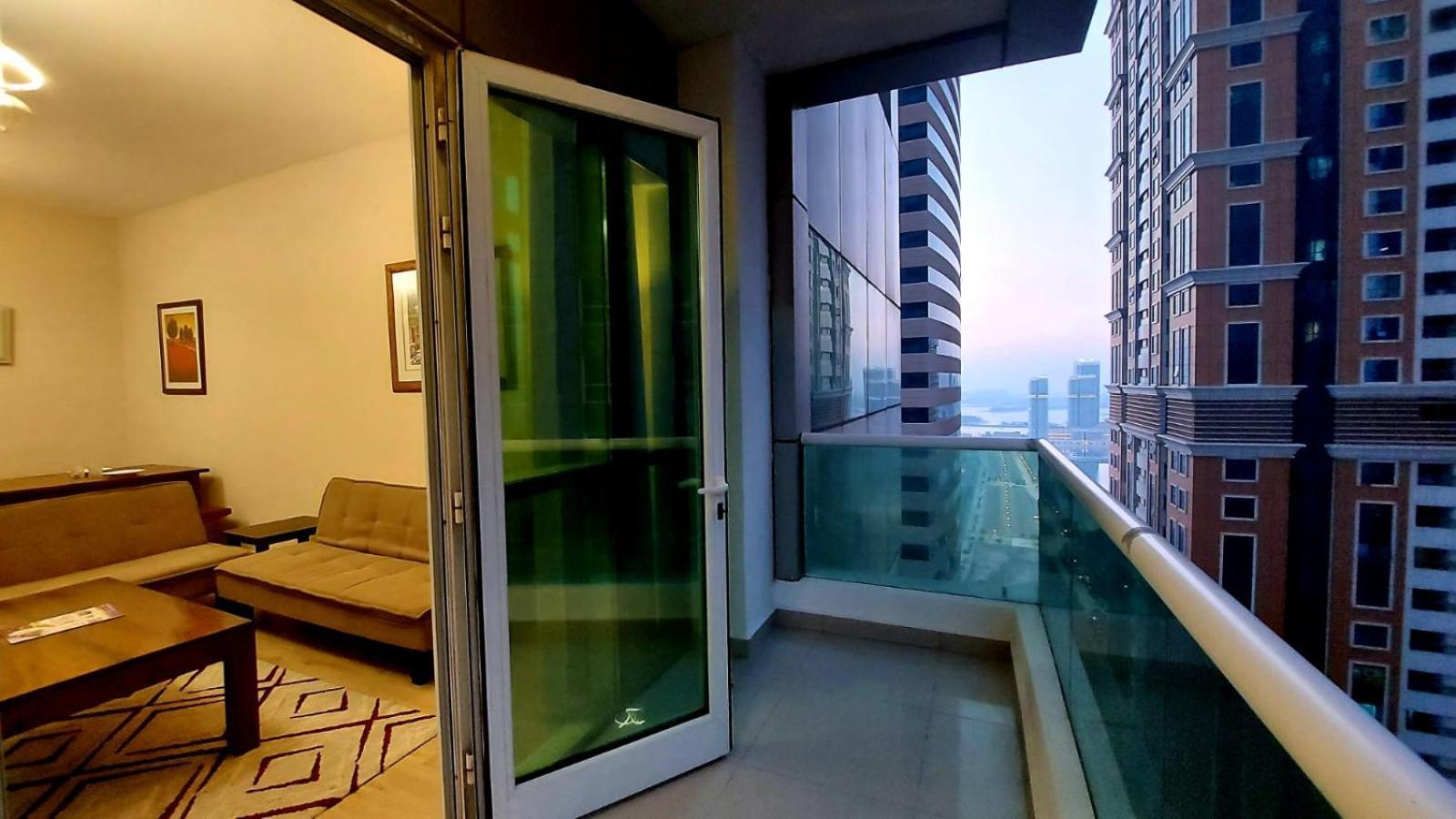 Entire Private Self Catered Marina Apartamento