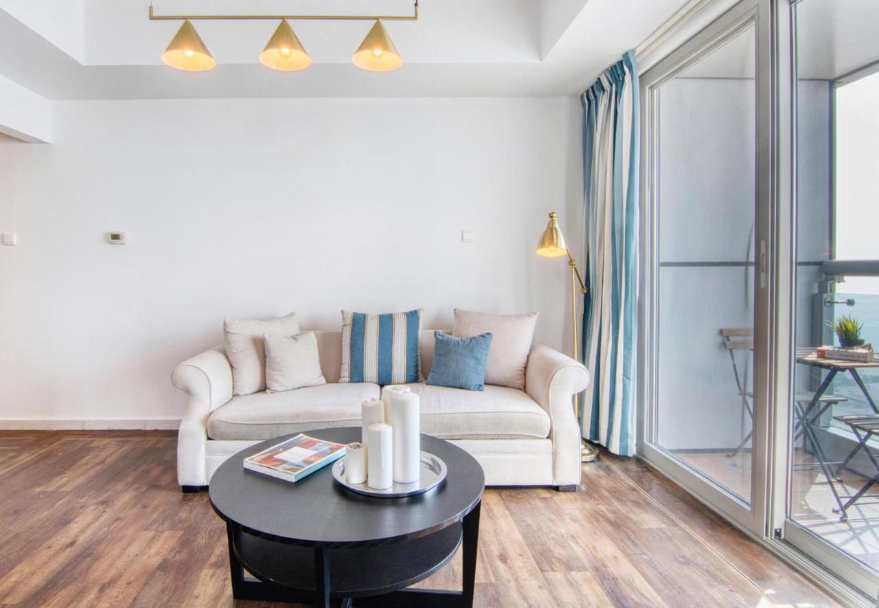 Baytik - Modern 3 Bedroom In Princess Tower, Marina *