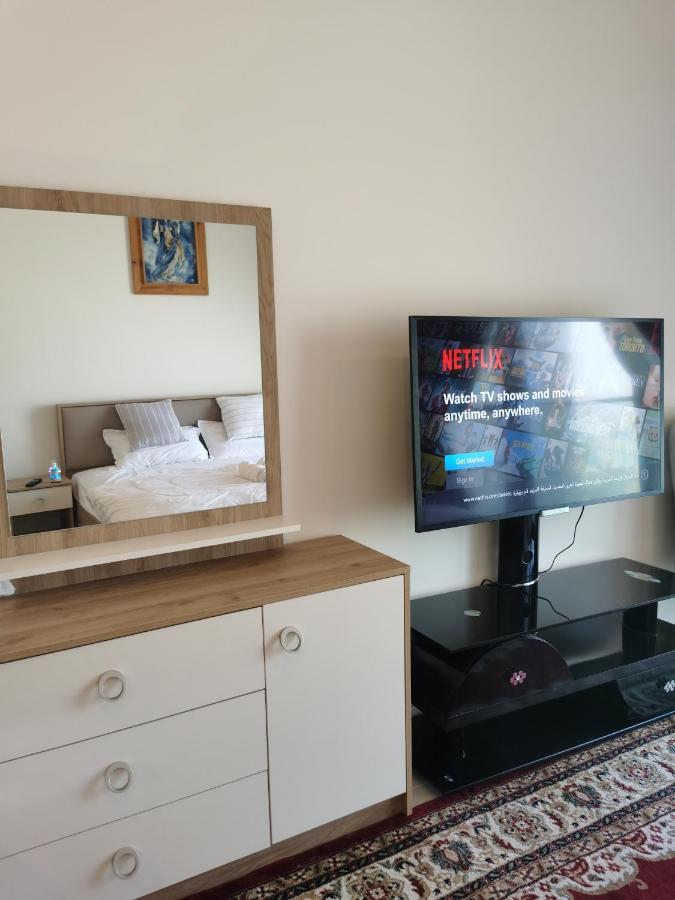 Apartment Heaven Escape Surrounded By Stunning Golf View High Floor -netflix-gym-pool -perfect Vacations
