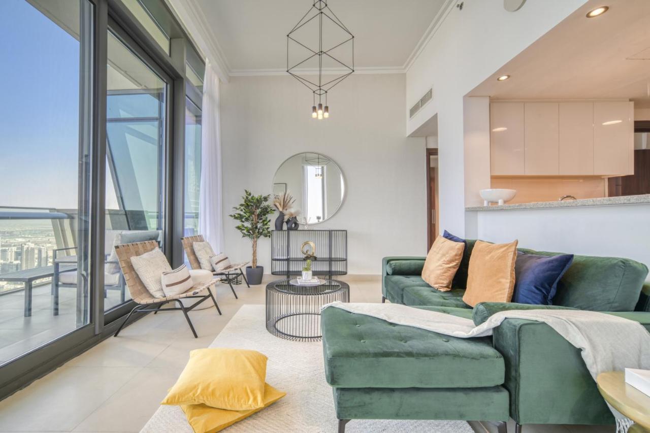 Mint - Burj Vista Apartment
