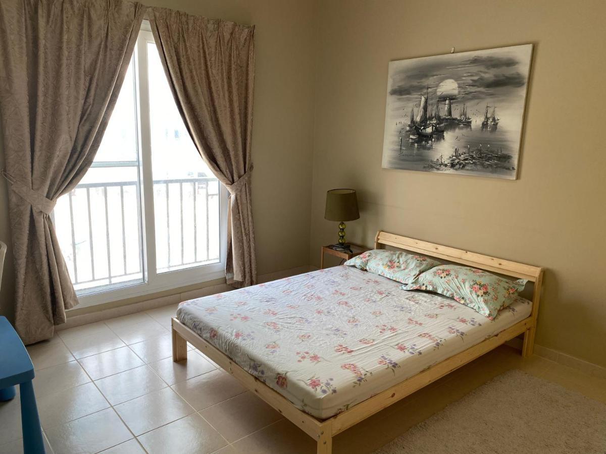 Villa Spacious 4-bedroom Villa, Children Friendly