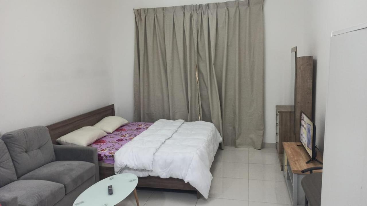 Budget In Apartament