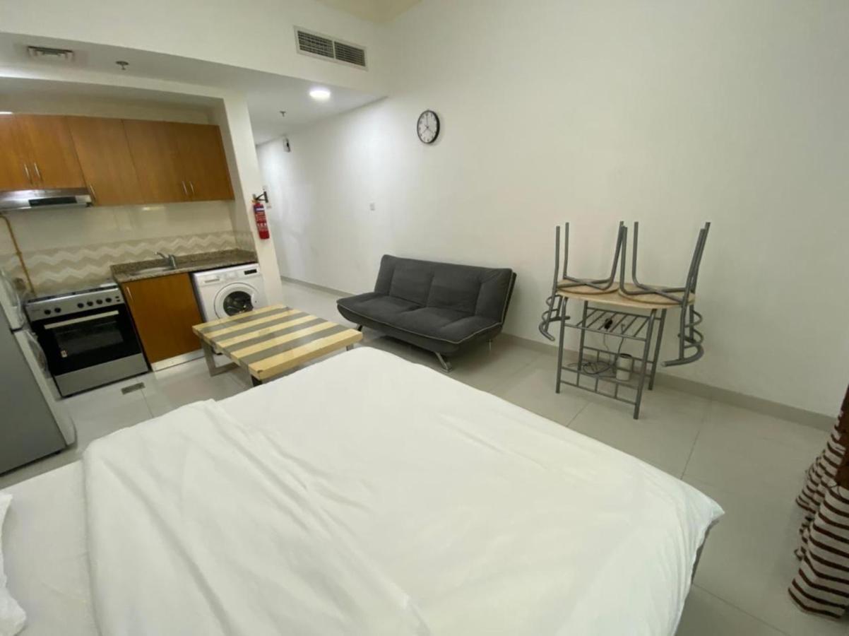 Budget In Apartament *