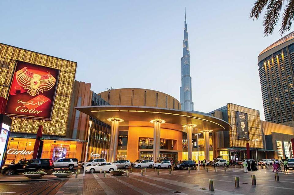 Burj Khalifa View, Downtown Dubai, 3br - Daniels Holiday Homes *