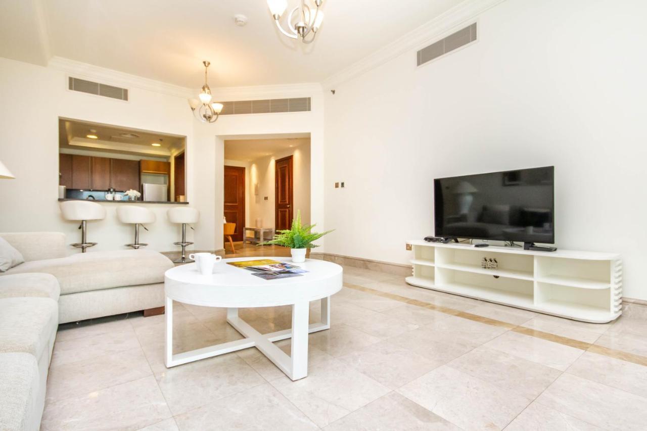 Bespoke Homes - Palm Jumeirah- 2 Bedroom & Pool Access, South Appartamento Dubai