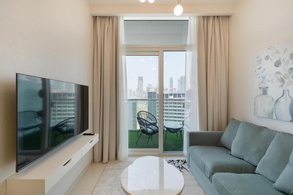 Brand New 1br- Business Bay - Burj Khalifa View Apartment