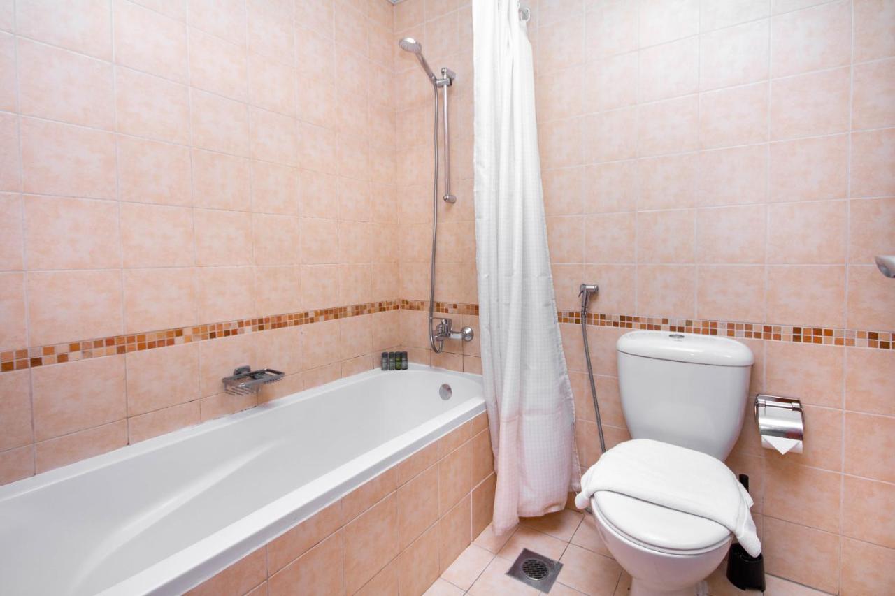 Apartamento Bespoke Holiday Homes - Studio With Marina View Dubái