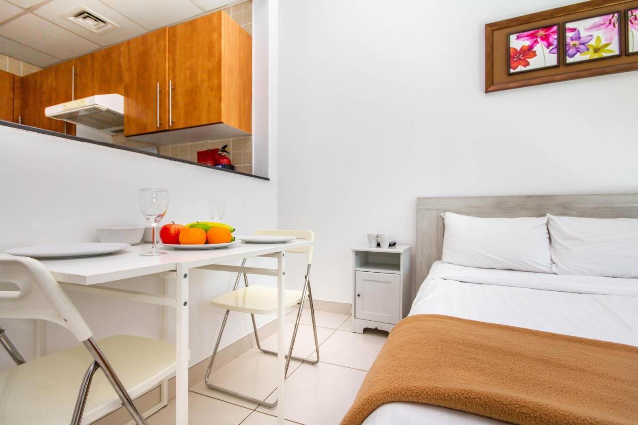 Bespoke Holiday Homes - Studio With Marina View * Dubái