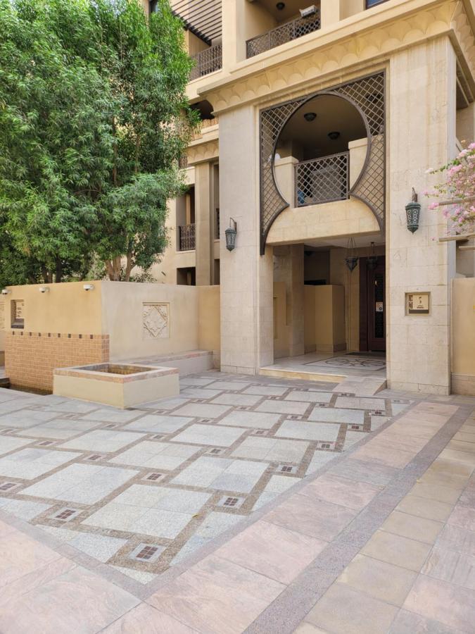Appartement Burj Area - 5min Walk - Luxury 2 Bedroom Dubaï