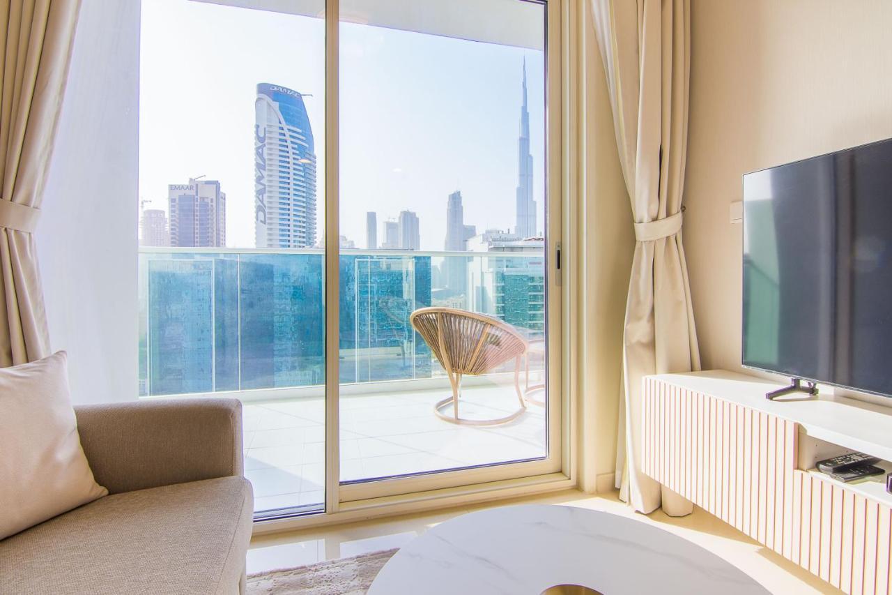 1 Bedroom In Business Bay, Burj Khalifa Apartment