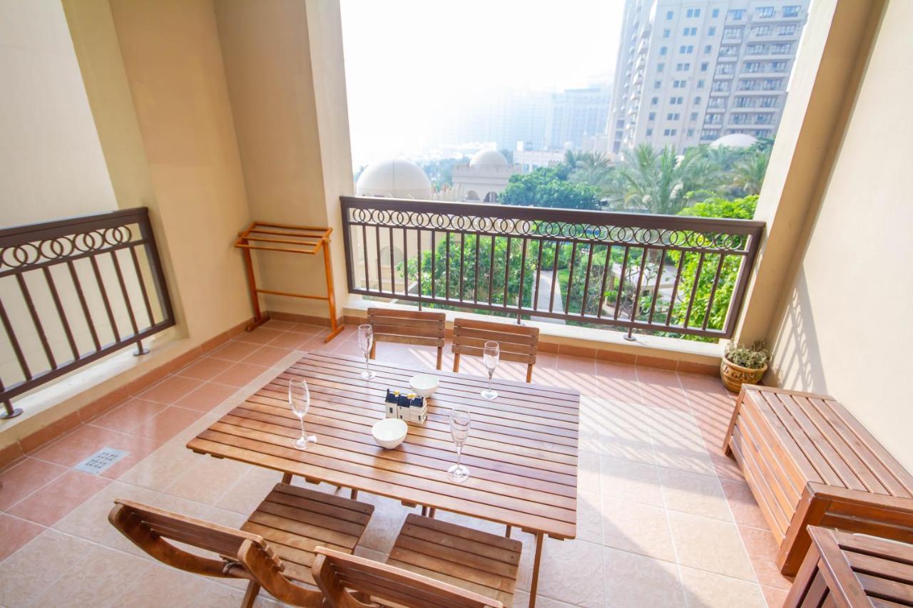Bespoke Homes - Palm Jumeirah- 2 Bedroom & Pool Access, South Appartamento