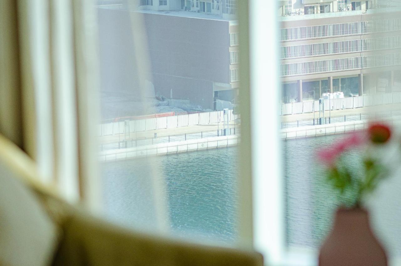 Appartement Oskena - Waterfront Downtown Dubaï