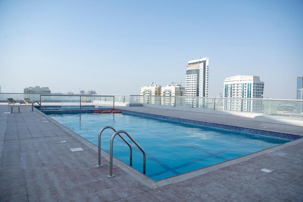 Appartement In The Heart Of Sports -great View & Amenities! Dubai