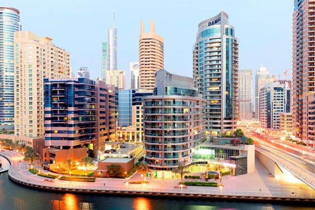 La Buena Vida Homes - Exquisite Spacious Luxe 1br , Full Marina View, Kitchen, 5 Min To Beach, Jbr And Marina Apartment Dubai