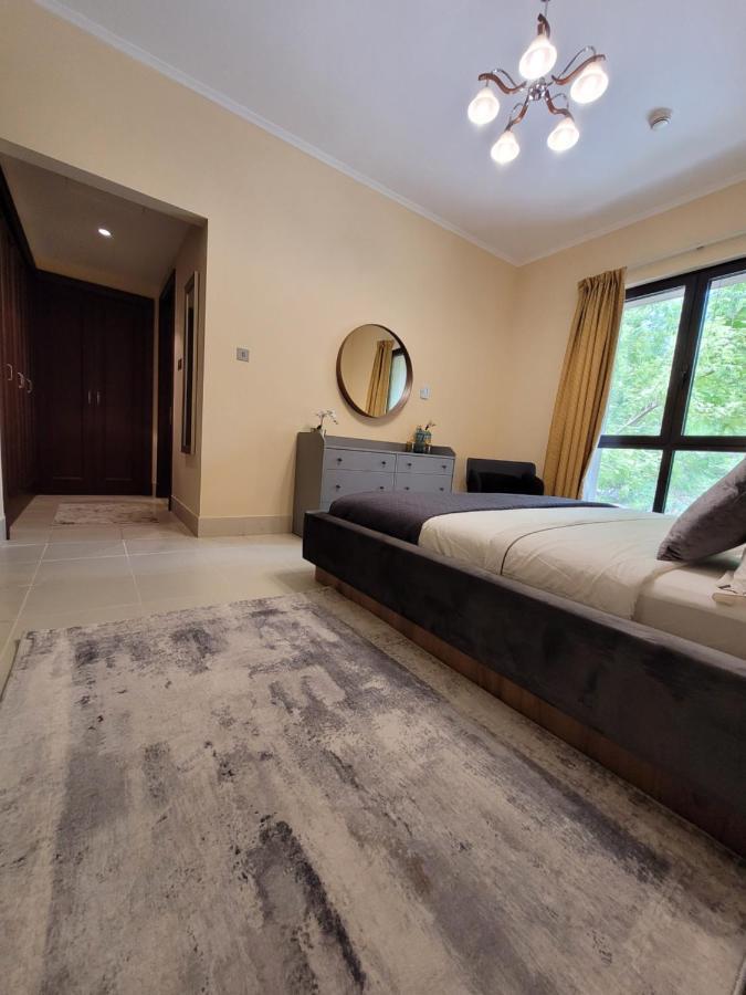 Luxury 3 Bedroom - Mall 5 Min Walk Appartamento