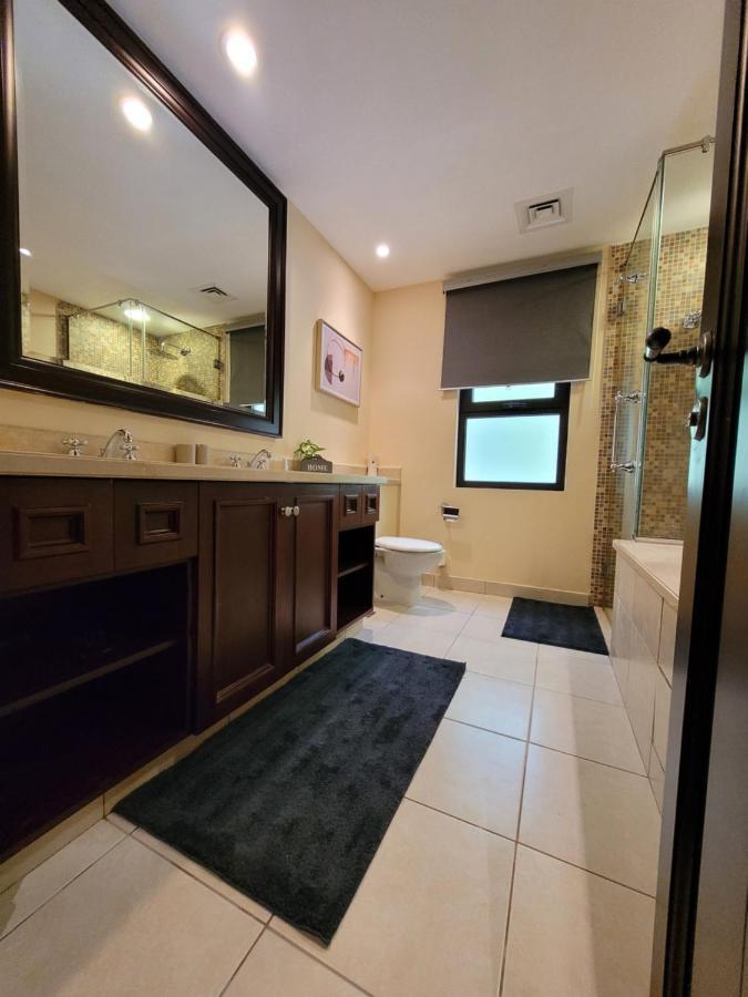 Appartamento Luxury 3 Bedroom - Mall 5 Min Walk Dubai