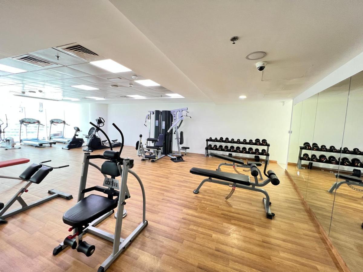Spacious 1br With Full Marina View Ferienhaus Dubai