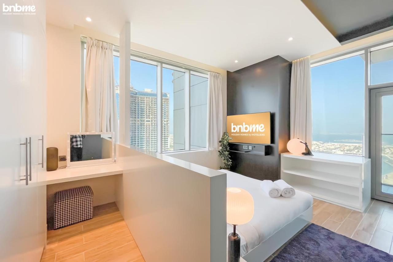 Bnbme - Waterfront Expansive Apt With Maid's Room, Poolside Cafe Apartament