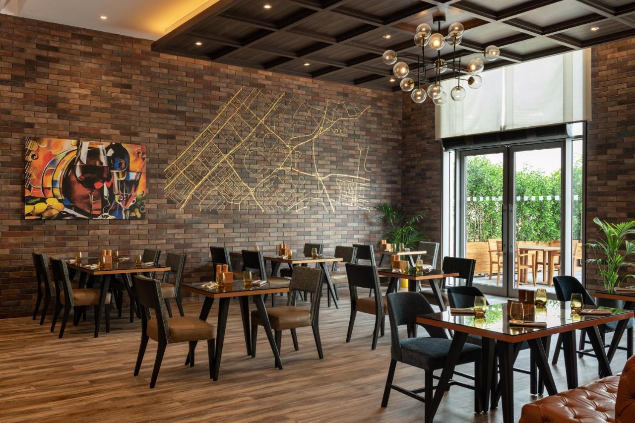 Radisson Damac Hills 4*