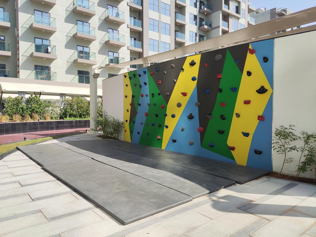Apartemen 5*amenities-2br-15 Min Dxbapt,20min To Mall Dubai