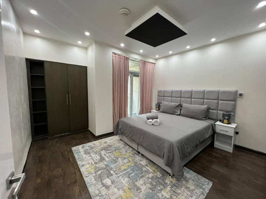 Beautiful And Cozy 2 Bedroom In The Heart Of Downtown