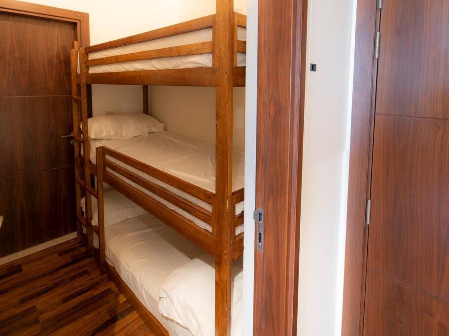 Apartment First Class 3br With Full Burj Khalifa And Fountain View Dubai