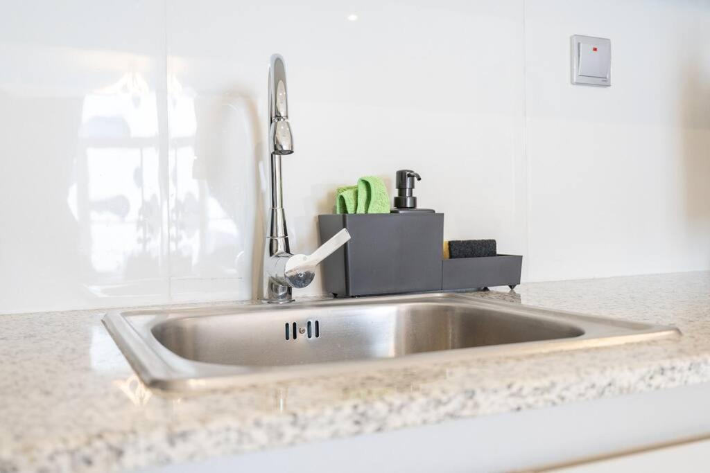 Cobalt With Burj Khalifa View- Suiteable * Dubai