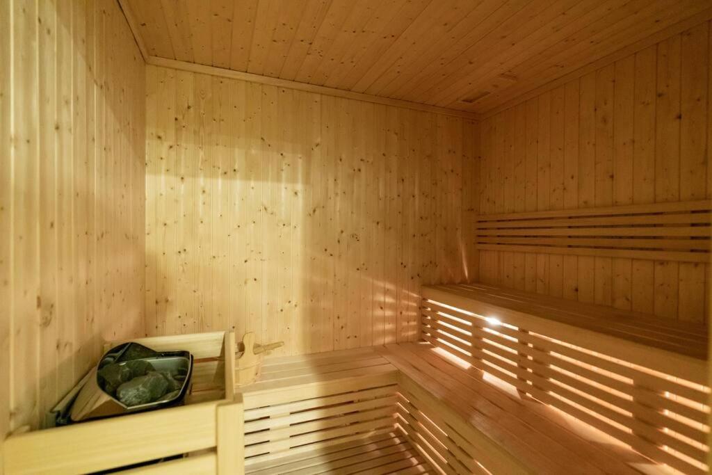2bdr - Burj Khalifa View - Pool, Sauna & Hamam Apartamento Dubai