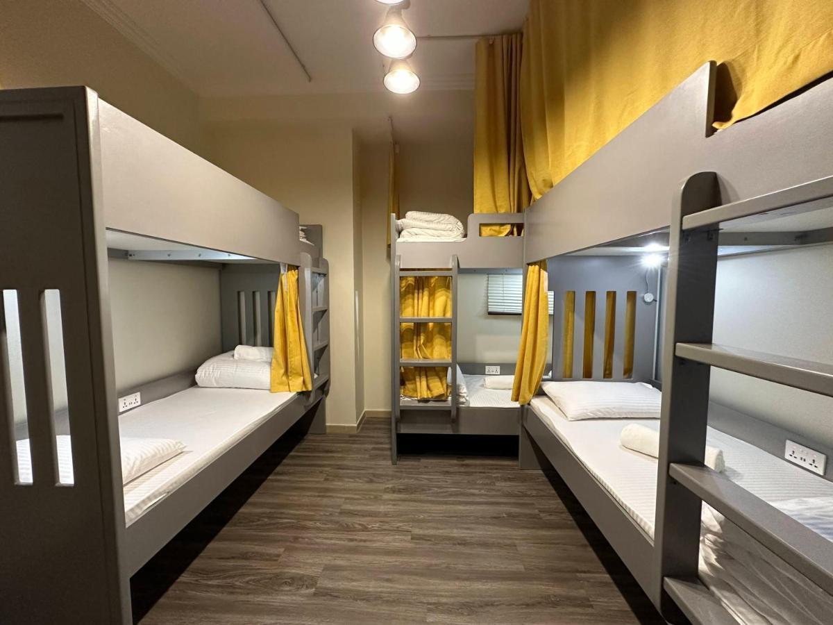 Business Backpackers Jbr Hostal *