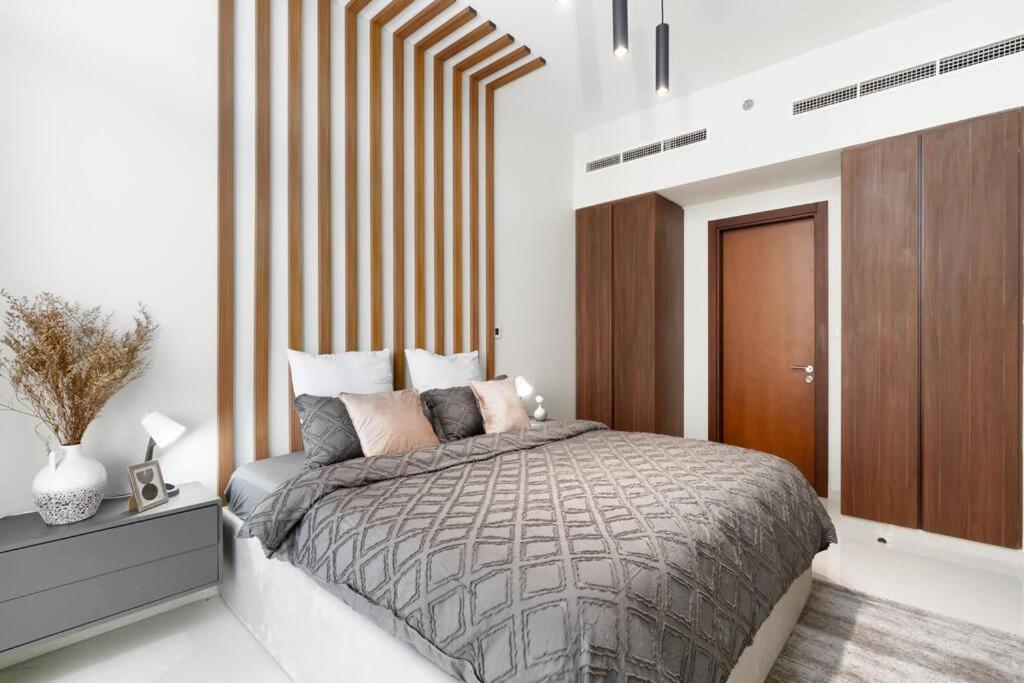 Apartamento 2bdr - Burj Khalifa View - Pool, Sauna & Hamam Dubai