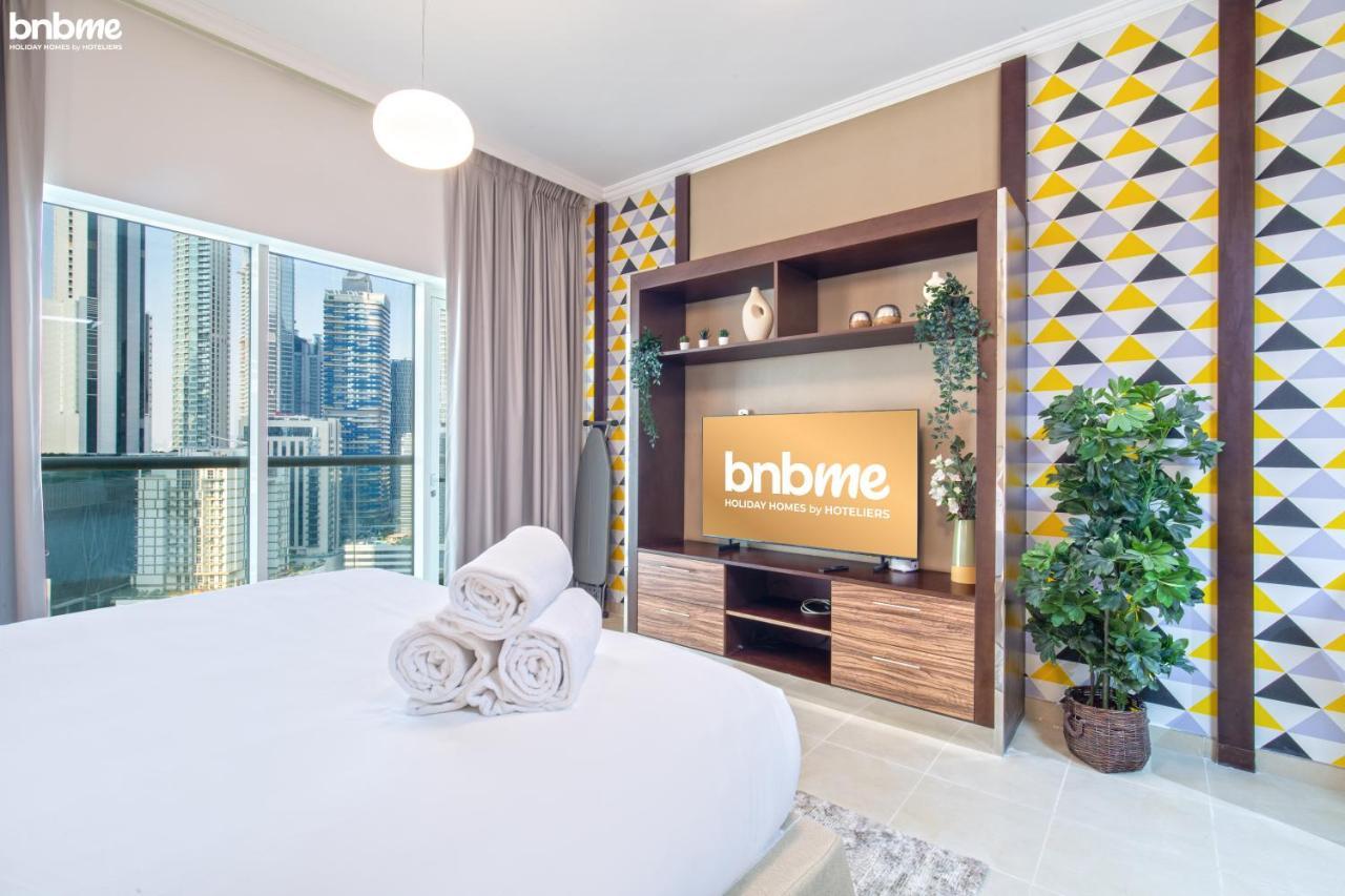 Lägenhet Bnbmehomes - Cosy Downtown Apt W Balcony Near Metro Station -1710 Dubai