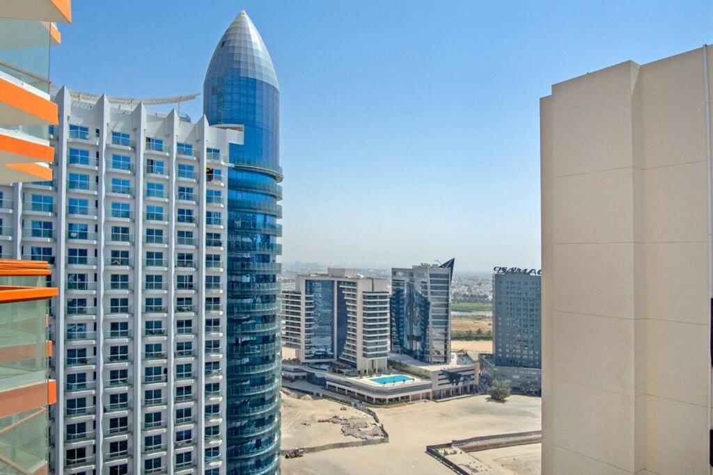 Lively Pop On The Business Bay Canal Apartamento Dubai